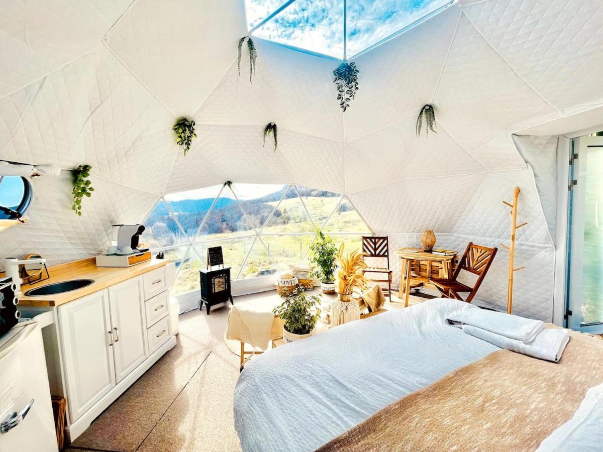 ホテル Glamping Hohe Wand - Zelt Mit Sternenfenster Und Whirlpool Maiersdorf エクステリア 写真