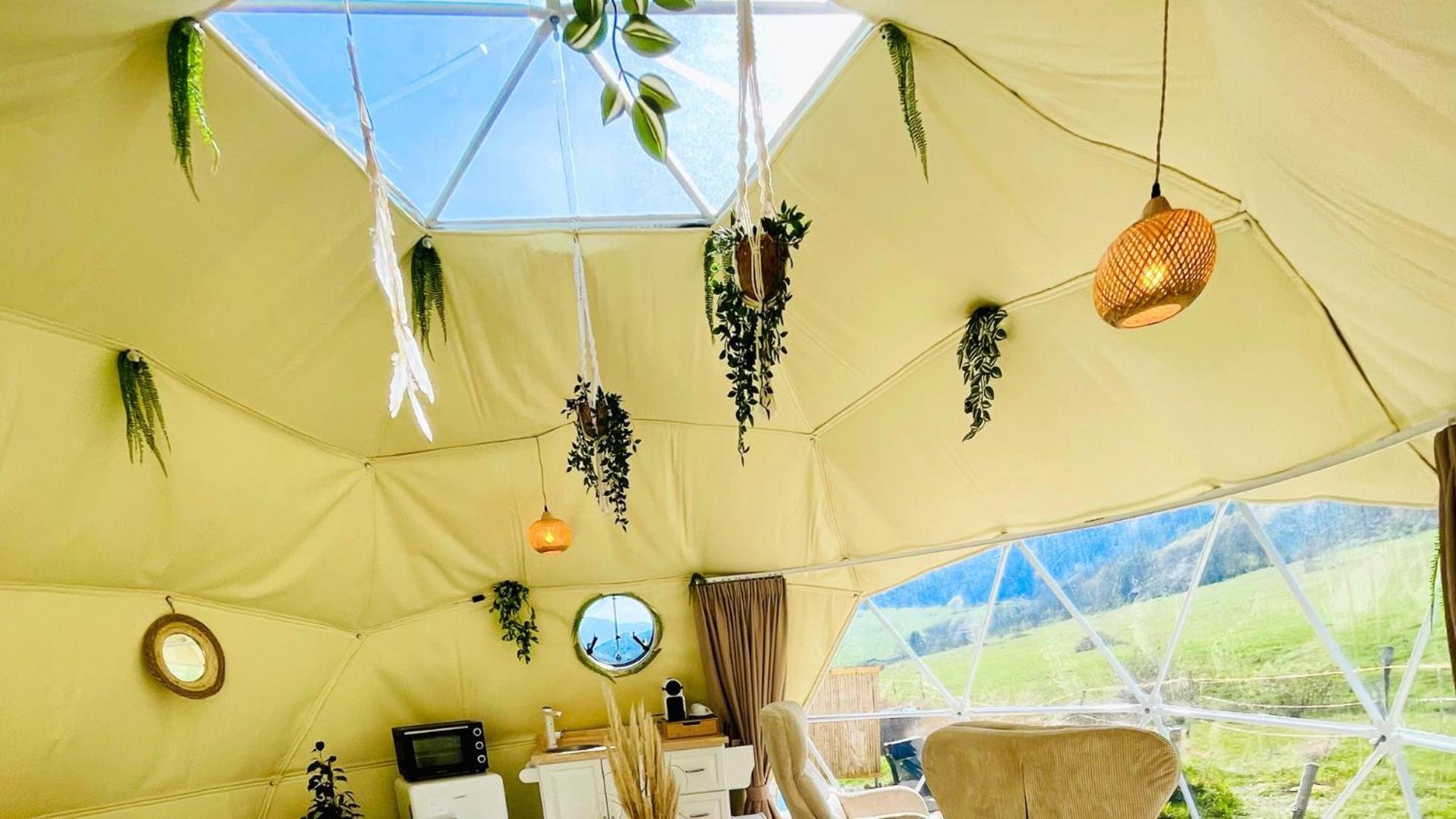 ホテル Glamping Hohe Wand - Zelt Mit Sternenfenster Und Whirlpool Maiersdorf エクステリア 写真